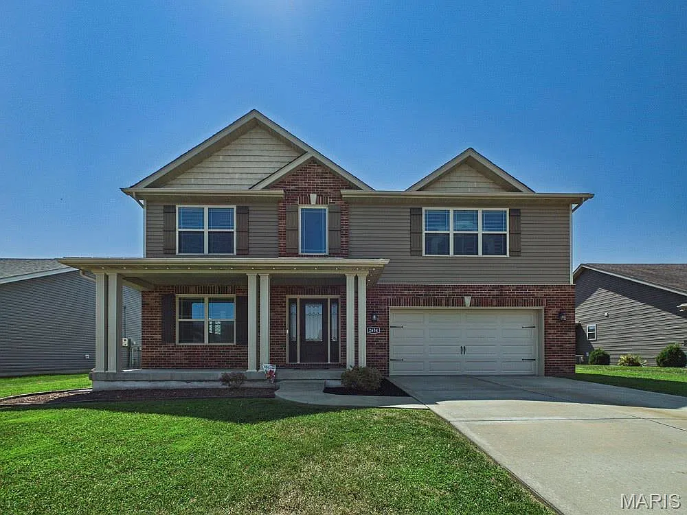 4 bed, 3209 sqft, $3,500 — Photo 1