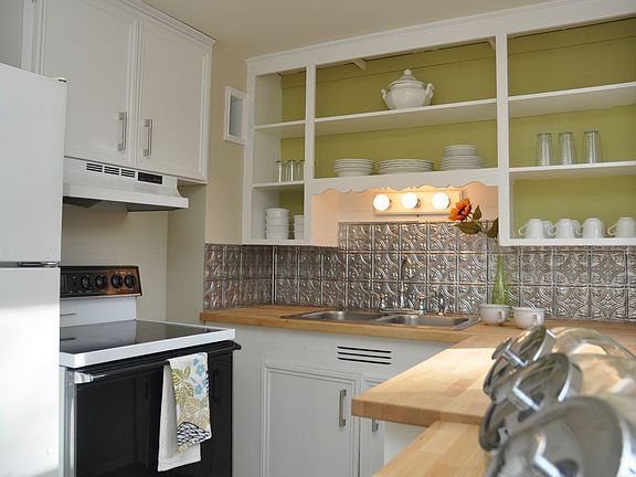 5th image of 11247 Crestwood Dr S