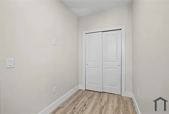 3 bed, $3,200 — Photo 4