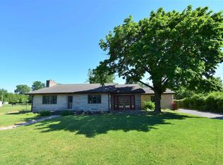 305 E 100 S, Winamac, IN 46996