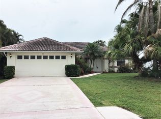 317 SE Cork Rd, Port Saint Lucie, FL 34984