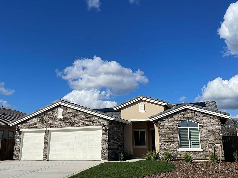 1st image of 8375 Coogera Way