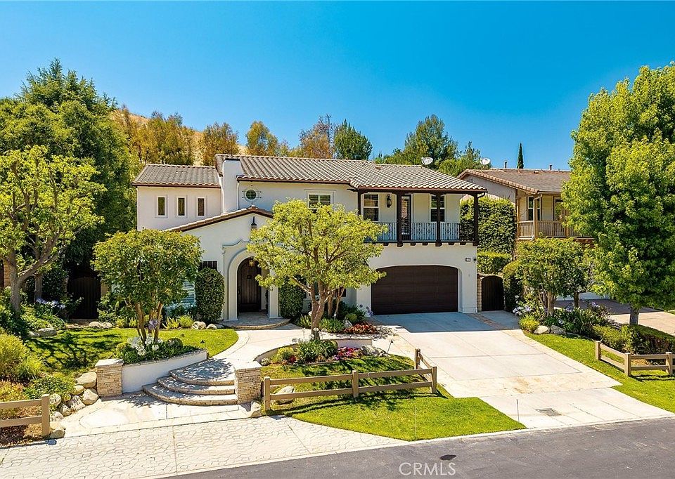 1st image of 359 Loire Valley Dr