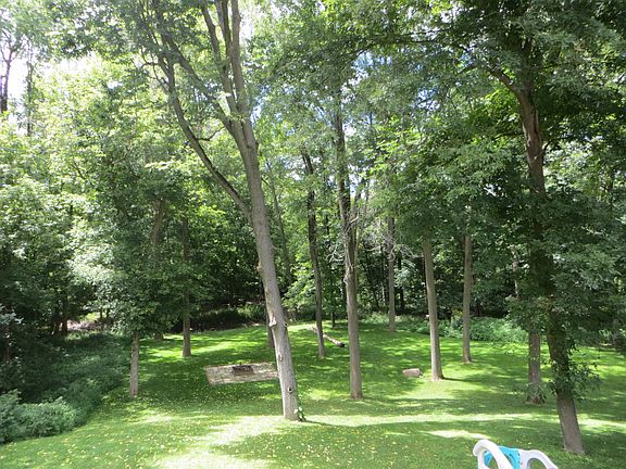 Back yard/fire pit & Patio