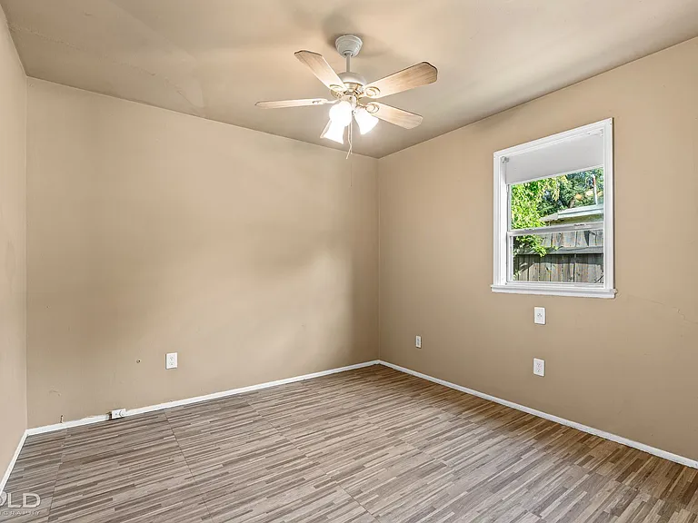 1222 Lampkin St — Photo 16