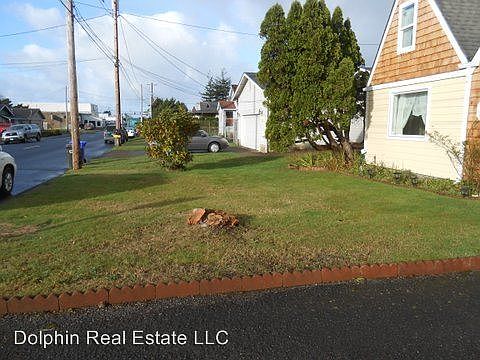 5th image of 255 NE 11th St