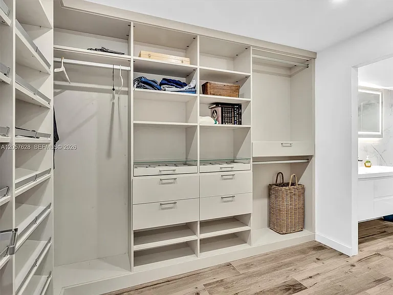 10000 W Bay Harbor Dr #201 — Photo 20