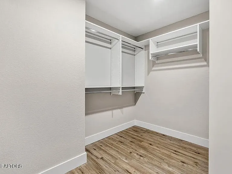 721 Haig St — Photo 17