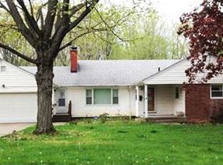 550 Fairhill Dr, Akron, OH 44313