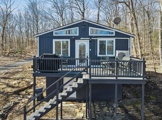 6702 Elm Rd, East Stroudsburg, PA 18302