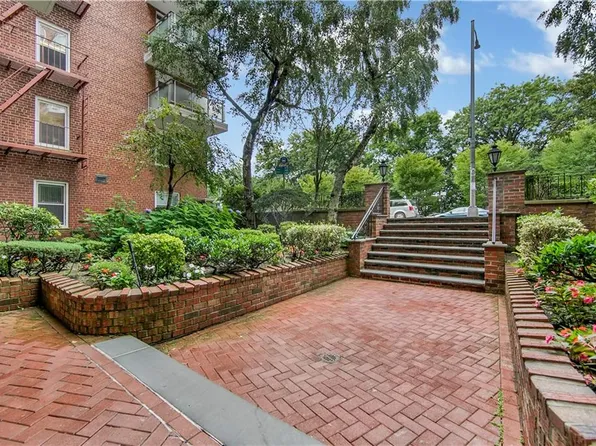 9411 Shore Road image 14 of 18