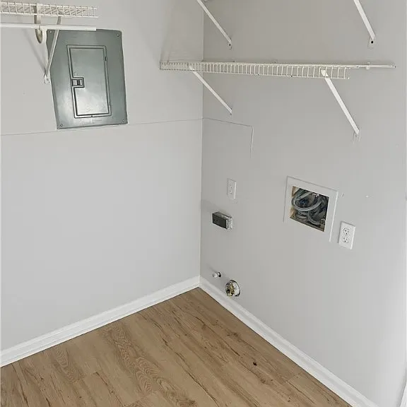 135 Hunt Club Ct — Photo 9