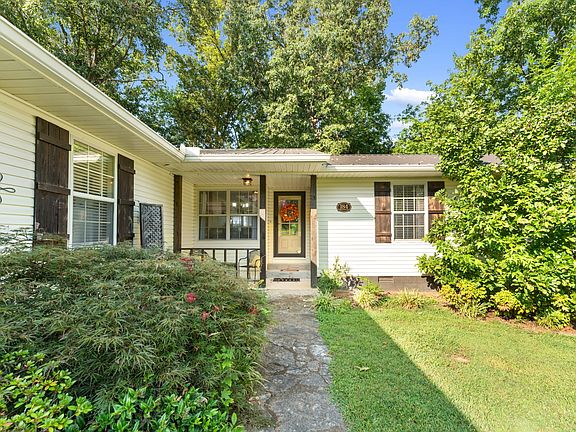5th image of 184 Beechview Dr