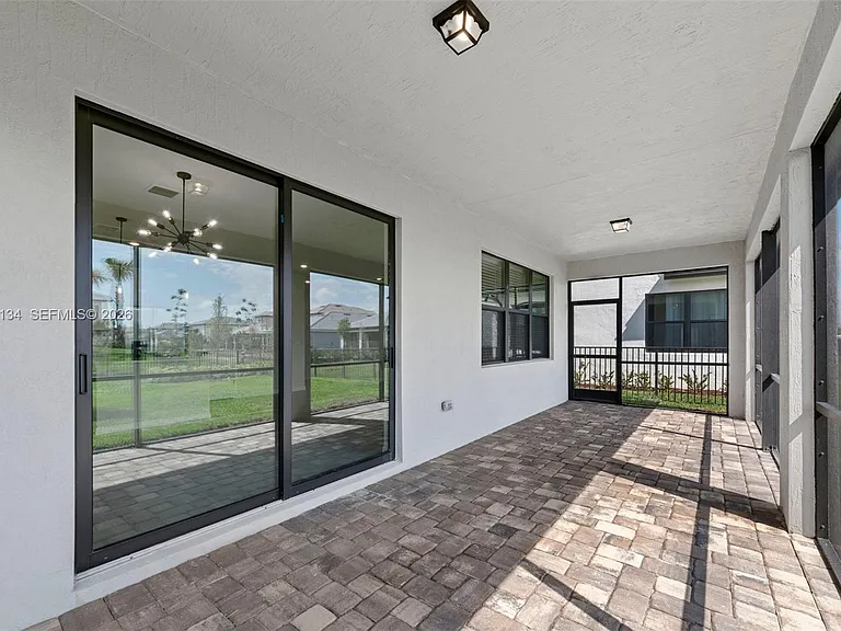4470 Waterside Dr — Photo 24