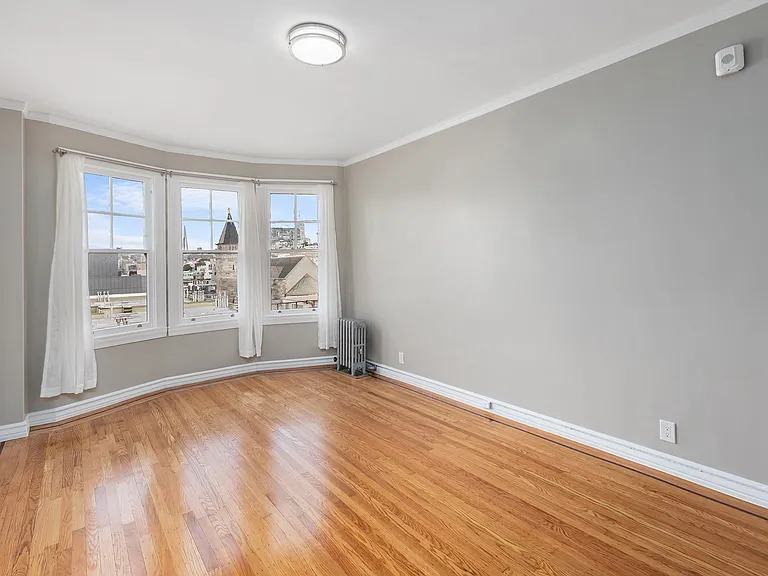 1700 Broadway Street — Photo 28