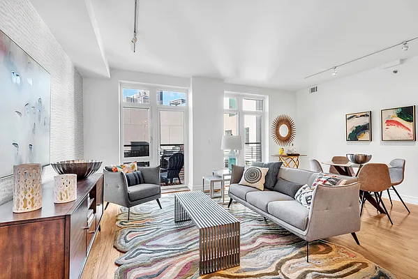 Sold by Compass | media 2