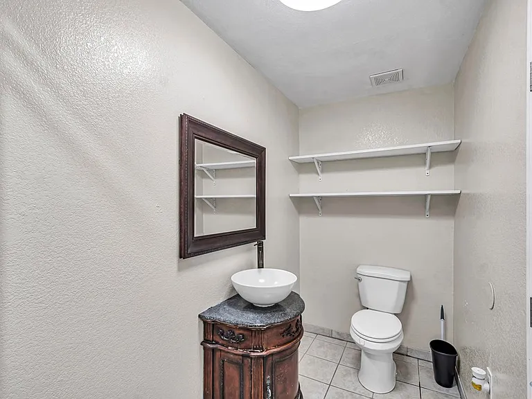 3114 S County Road 1193 — Photo 35