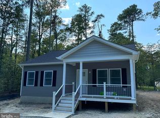 643 Forest Grove Rd, Colonial Beach, VA 22443