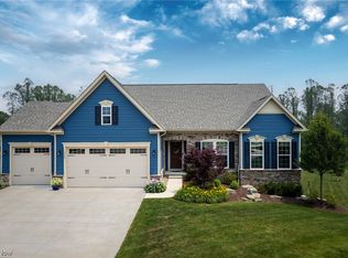 1935 E Woodland Dr, Akron, OH 44313