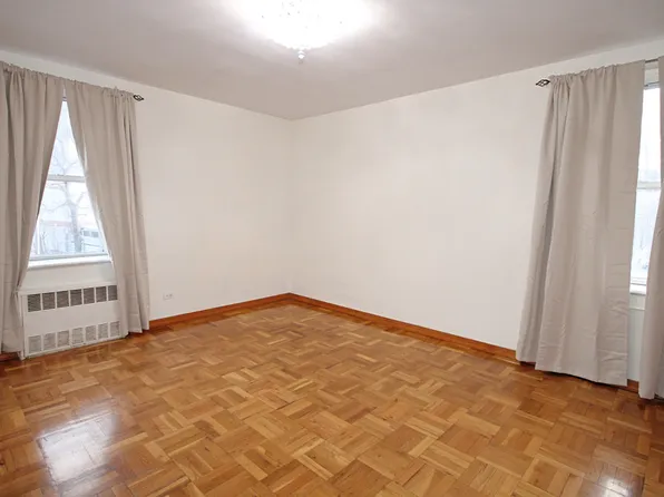 2727 Ocean Parkway image 1 of 24