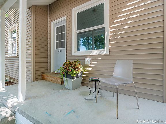 4th image of 831 Bridge St NW