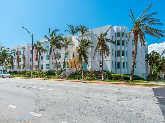 4th image of 9172 Collins Ave APT 216