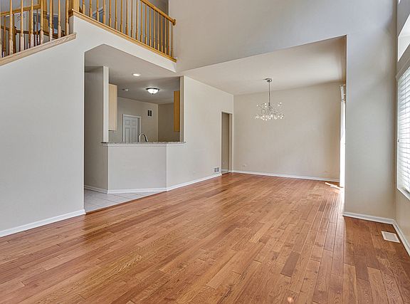 5th image of 1746 Maplewood Ct