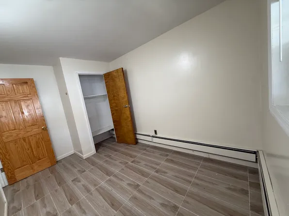 282 Balcom Ave #1, Bronx, NY 10465