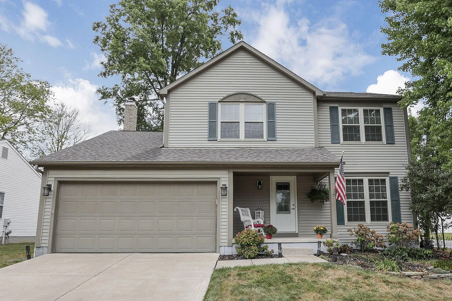 609 Thistle Dr photo 1