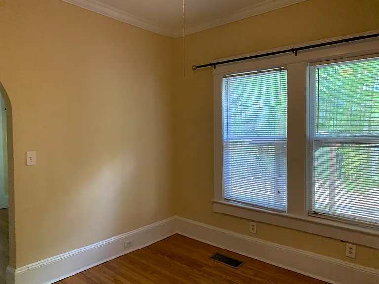 1035 Virginia Ave NE #1B — Photo 4