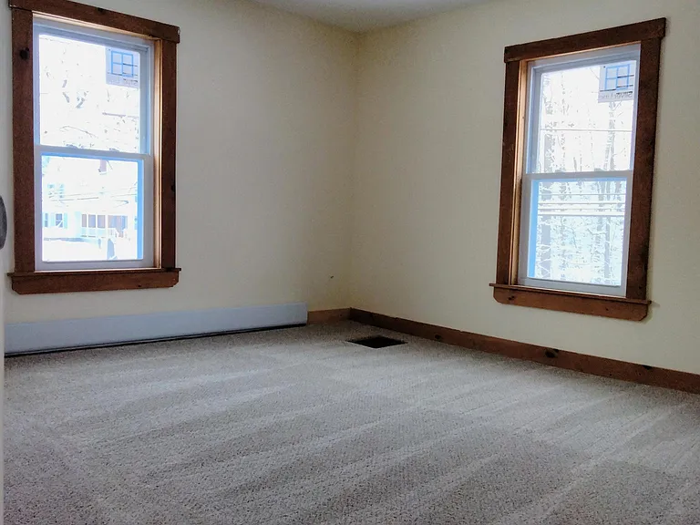 Master Bedroom, Carpet, Closet