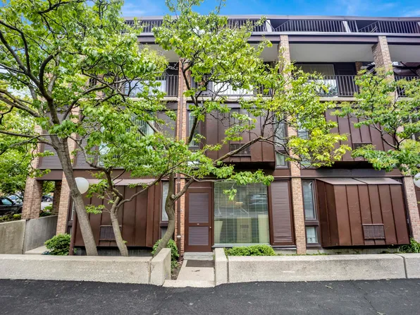 235 W Eugenie St APT G10, Chicago, IL 60614