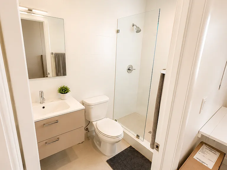 245 NE 33rd St #207 — Photo 10