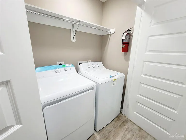 3808 Las Vistas Ln #1 — Photo 12
