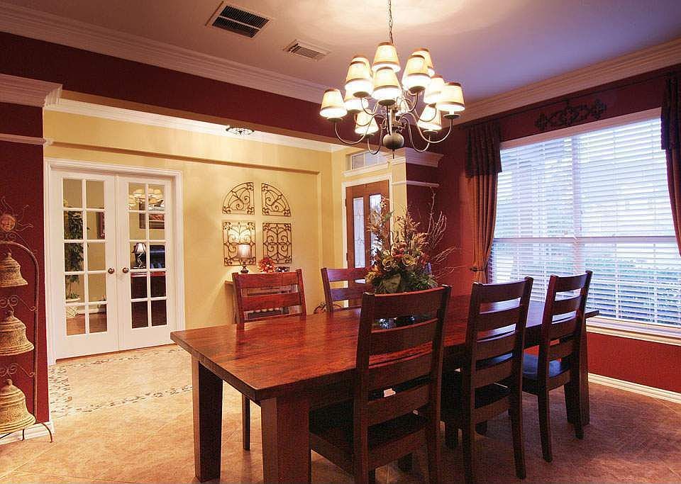 2nd image of 14115 Bloomingdale Manor Dr