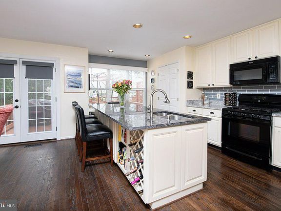 2nd image of 6631 Patent Parish Ln