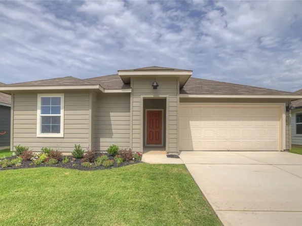 906 Indian Way, Seguin, TX 78155