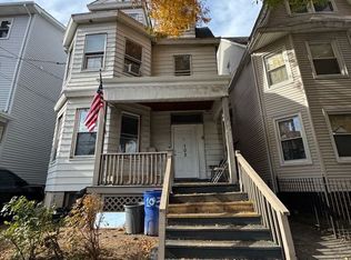 103 S 7th St #R1, Newark, NJ 07107