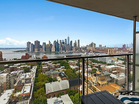 3rd image of 75 Henry St APT 24A
