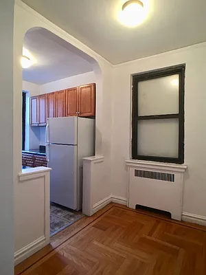 Rented by Sovereign Associates | media 9