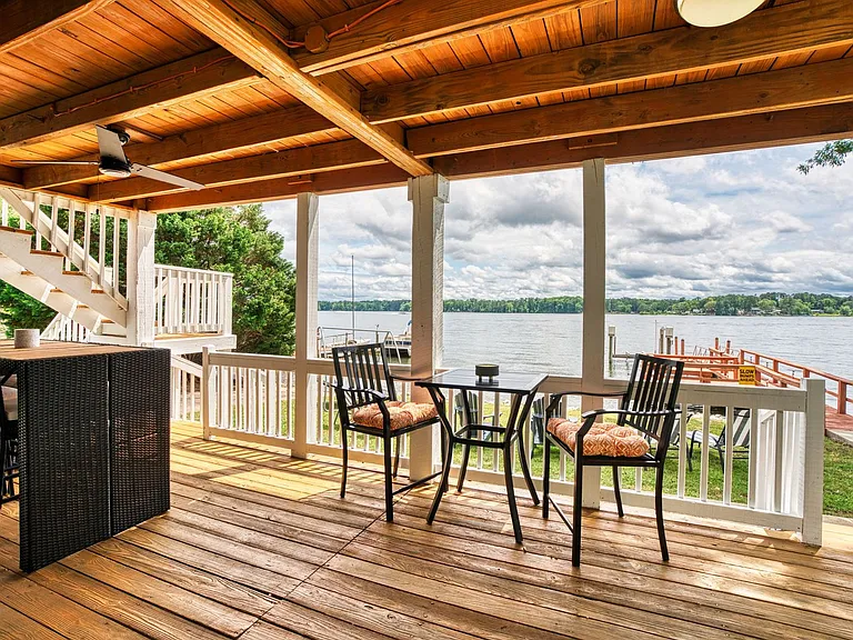200 Mariners Pointe Rd — Photo 36