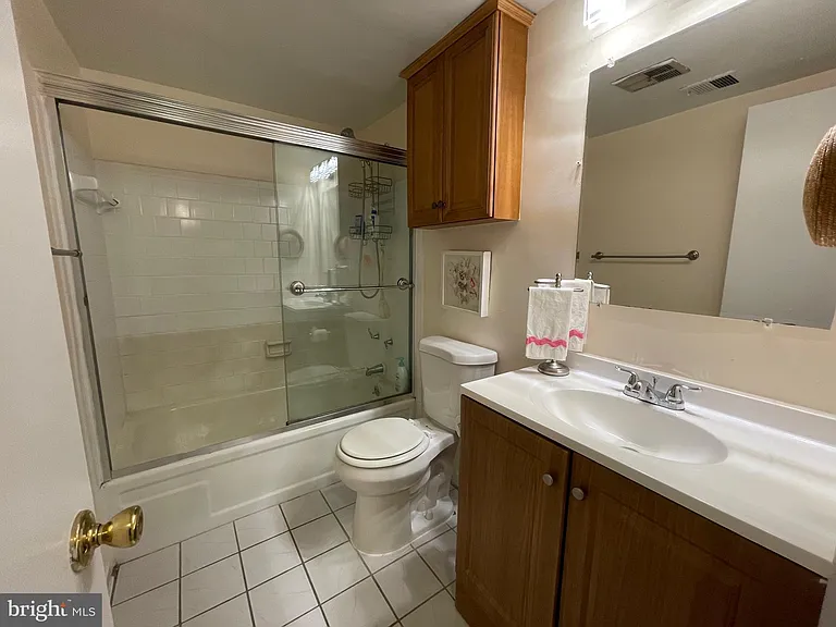 6 Longstream Ct #T2 — Photo 19