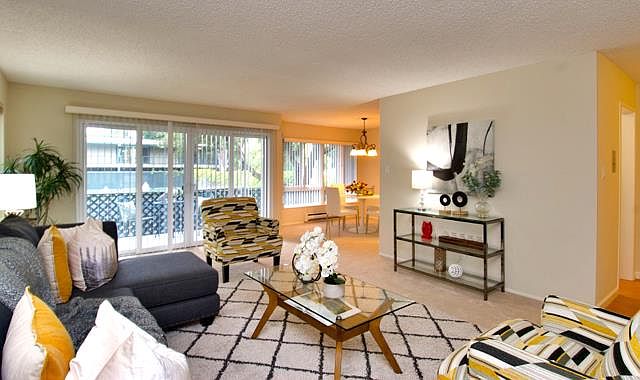 1st image of 817 N Humboldt St APT 206