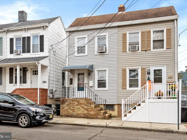 224 Spring St, Bordentown, NJ 08505