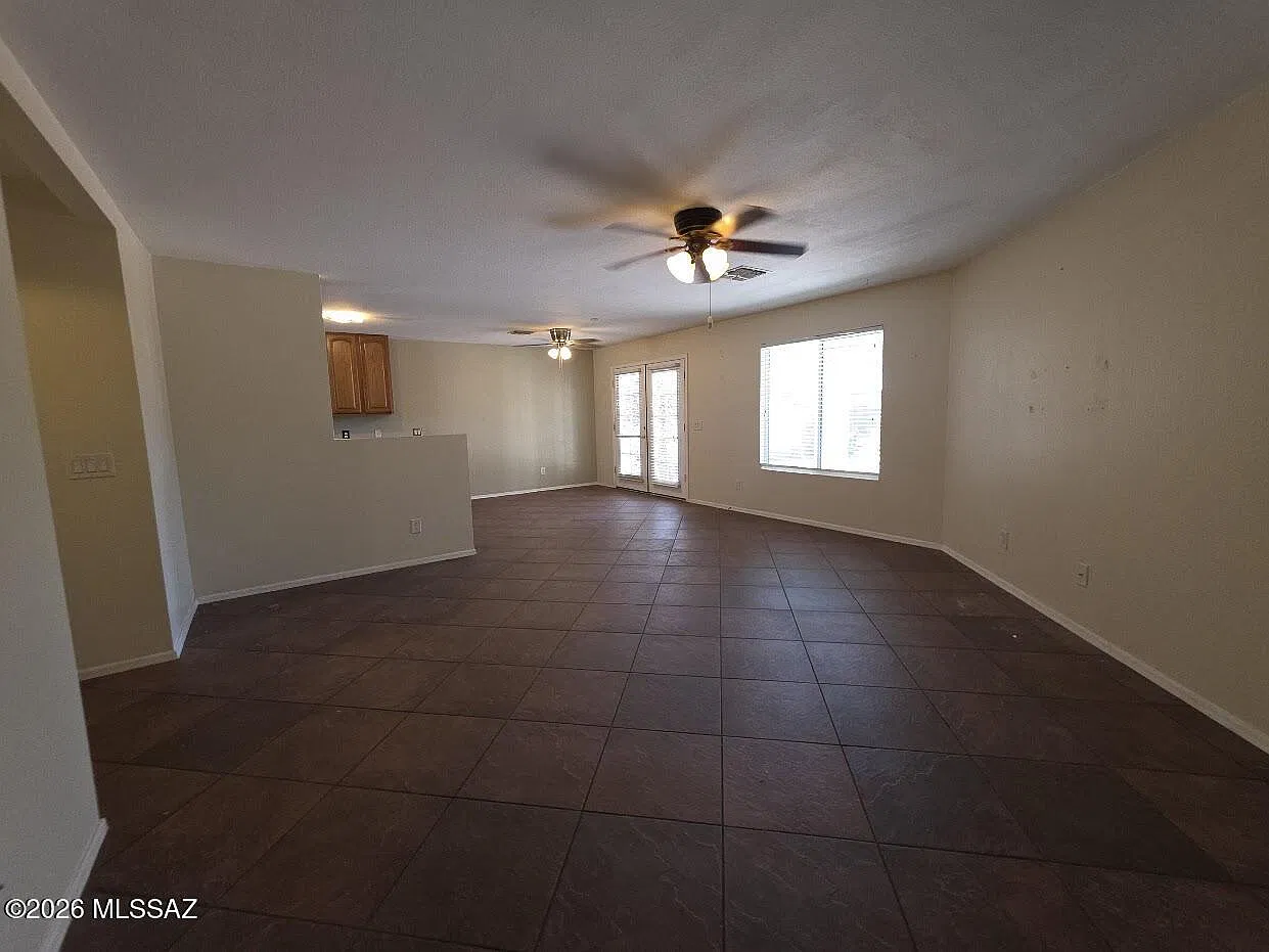 2 bed, 2.0 bath, 1364 sqft, $2,100 — Photo 3