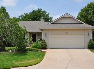 7718 W Barrington Ct, Wichita, KS 67212