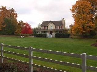 12211 184th Ave NE, Redmond, WA 98052