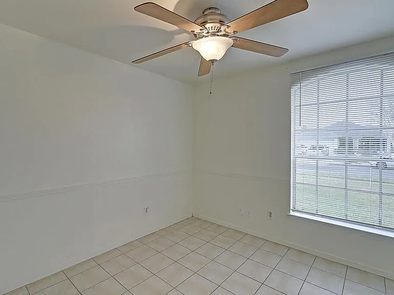7933 Elk Dr — Photo 18