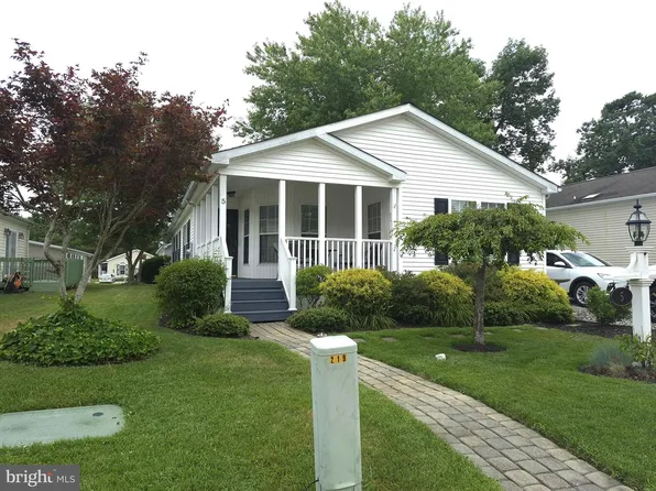 5 Rosewood Ln, Mays Landing, NJ 08330