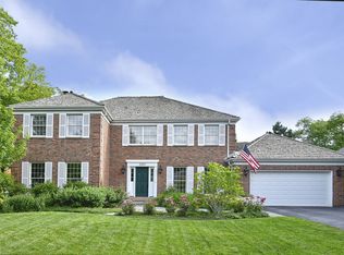 2320 Iroquois Dr, Glenview, IL